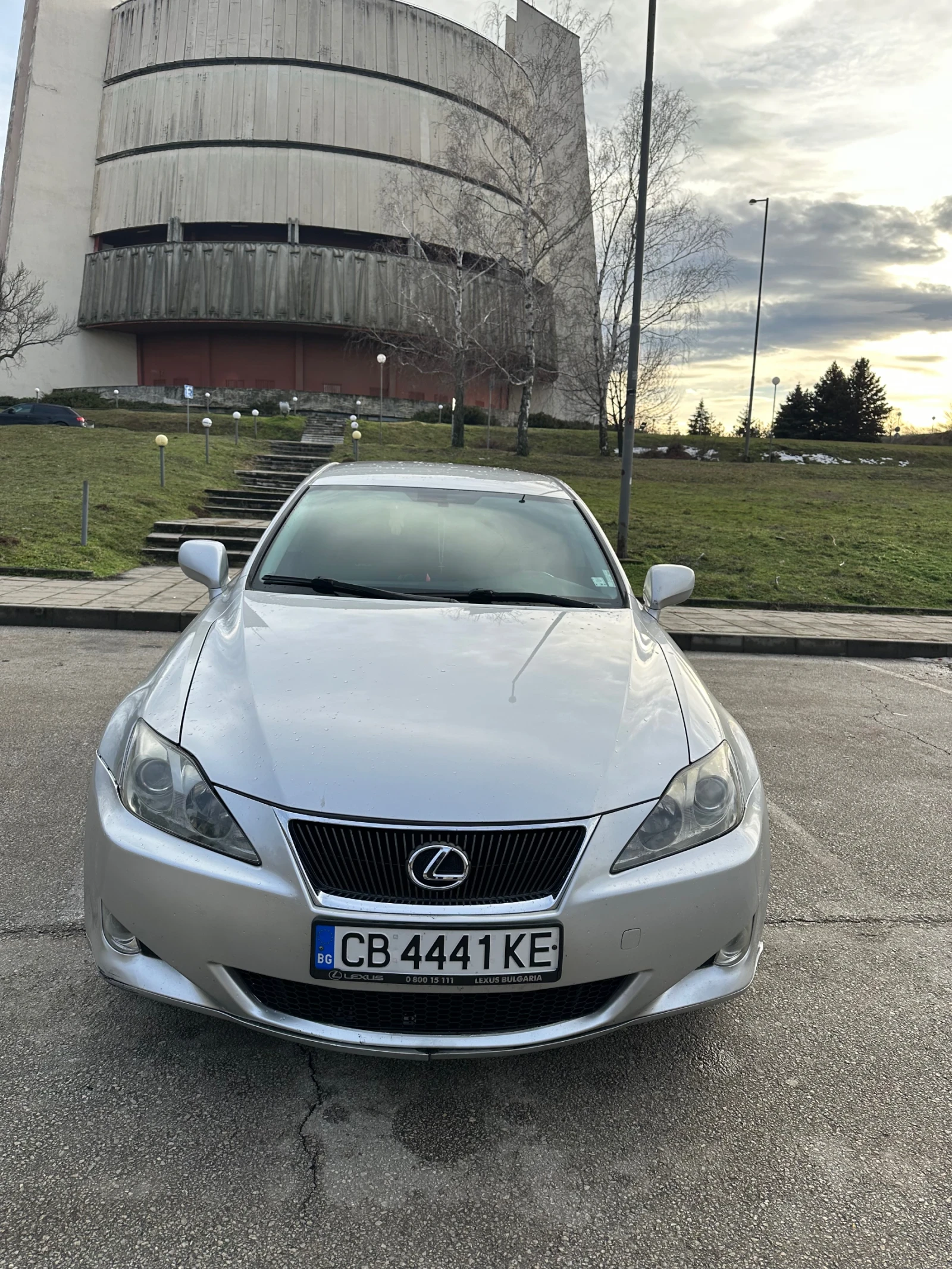 Lexus IS 220d | Mobile.bg � ����������� 2