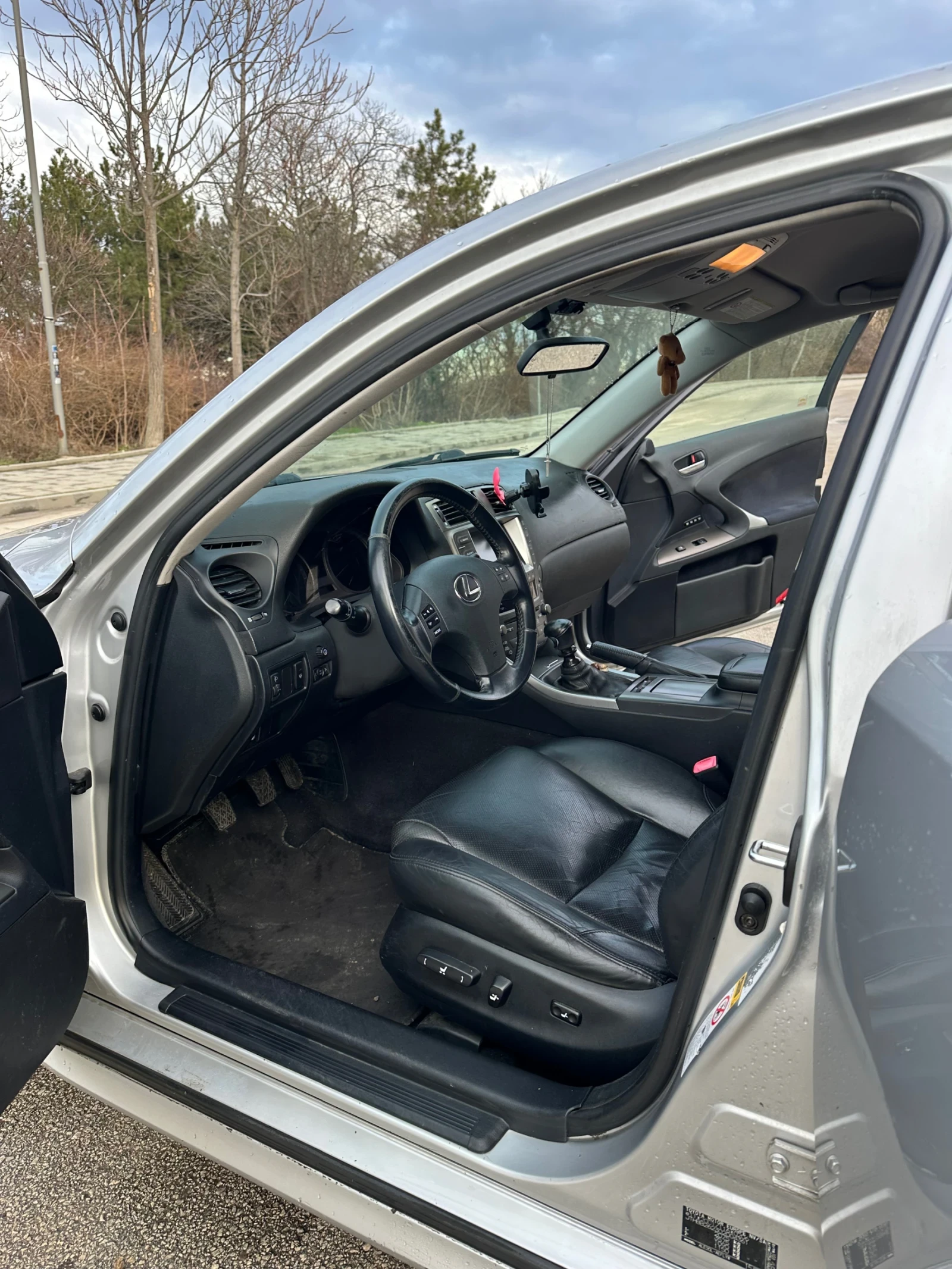 Lexus IS 220d | Mobile.bg � ����������� 11