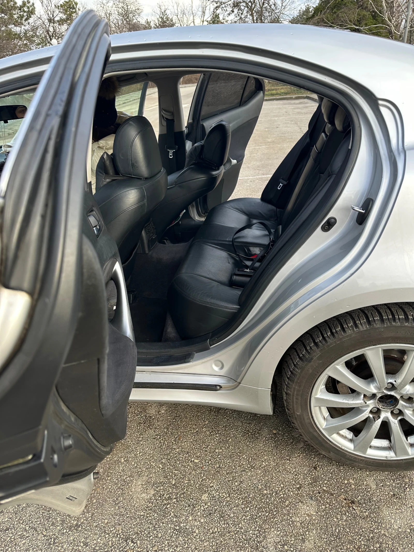 Lexus IS 220d | Mobile.bg � ����������� 8