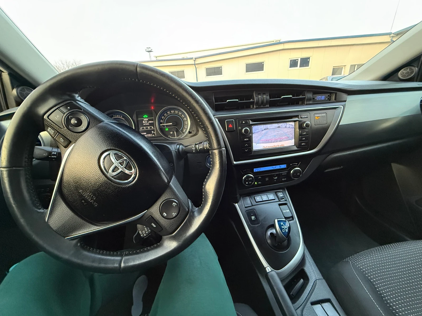 Toyota Auris 1.8 HUBRID!!!NAVI???KAMERA!!!AVTOPILOT!!!!���??? | Mobile.bg � ����������� 16