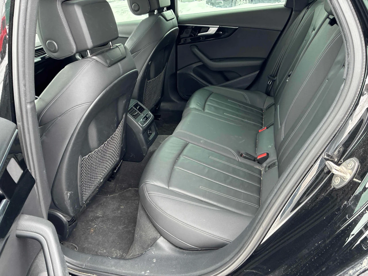 Audi A4 * Progressiv 45 TFSI quattro * CARFAX * ���� �� �� | Mobile.bg � ����������� 12