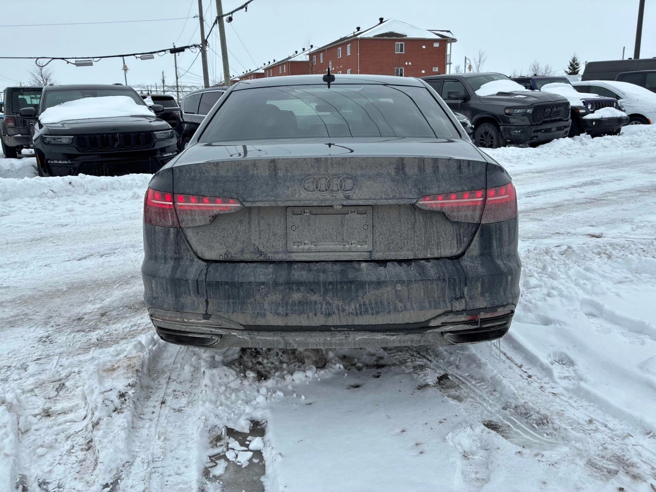 Audi A4 * Progressiv 45 TFSI quattro * CARFAX * ���� �� �� | Mobile.bg � ����������� 5