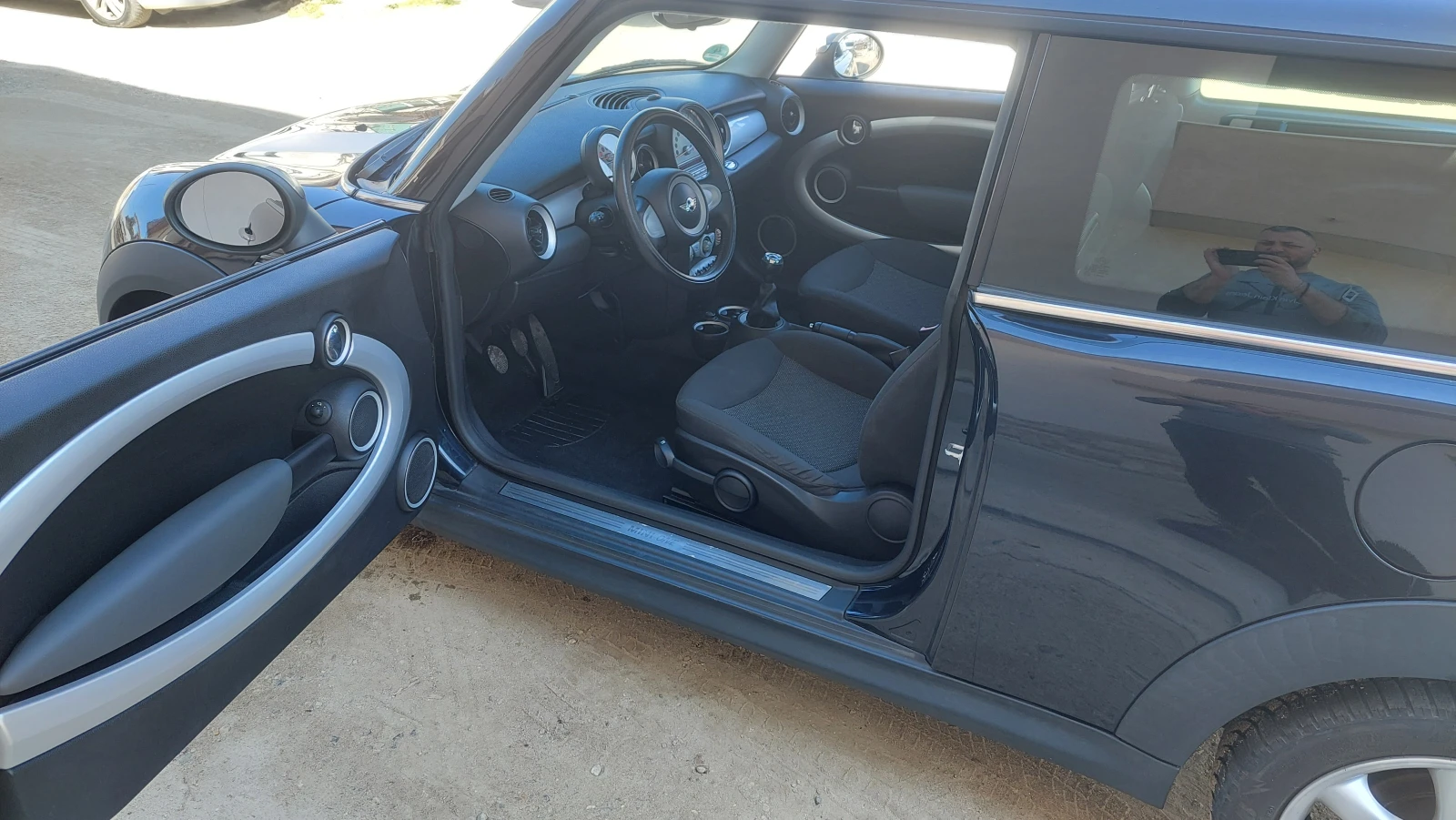 Mini One 1.4 фейслифт, снимка 6 - Автомобили и джипове - 53835896