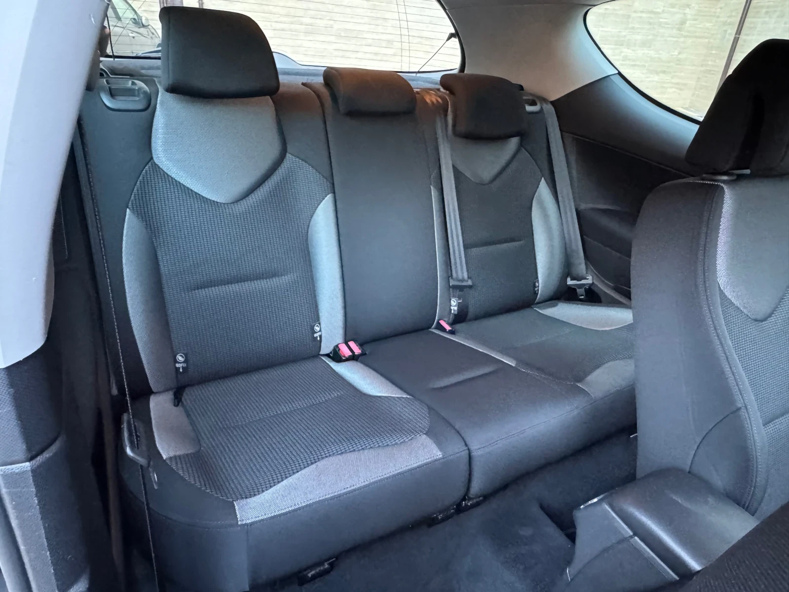 Peugeot 308 АВТОМАТИК!, снимка 12 - Автомобили и джипове - 53990558