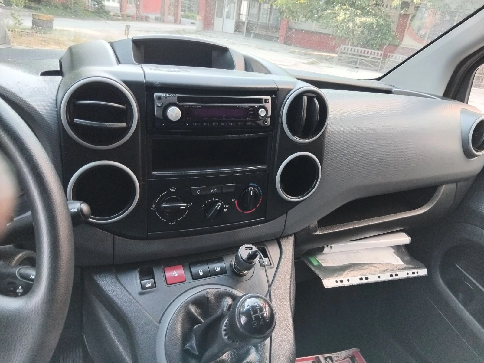 Peugeot Partner, снимка 4 - Автомобили и джипове - 54567486