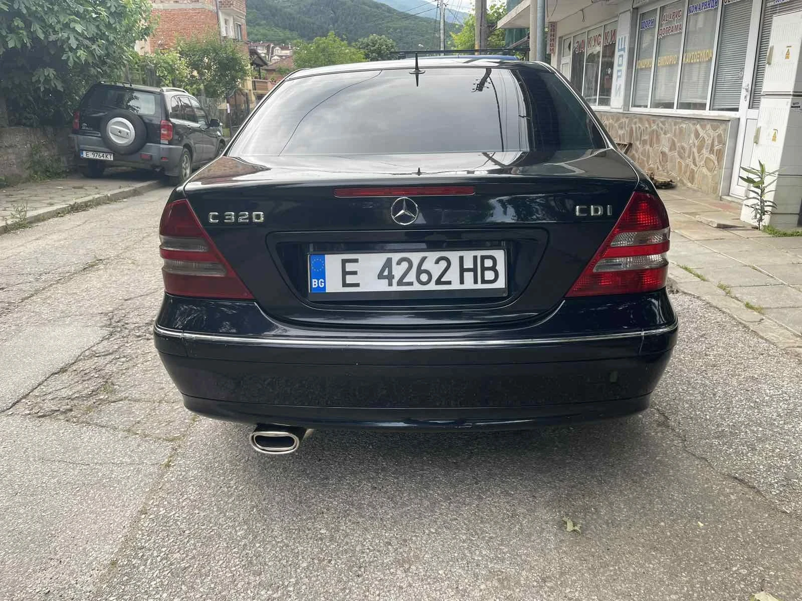 Mercedes-Benz C 320, снимка 7 - Автомобили и джипове - 54582229