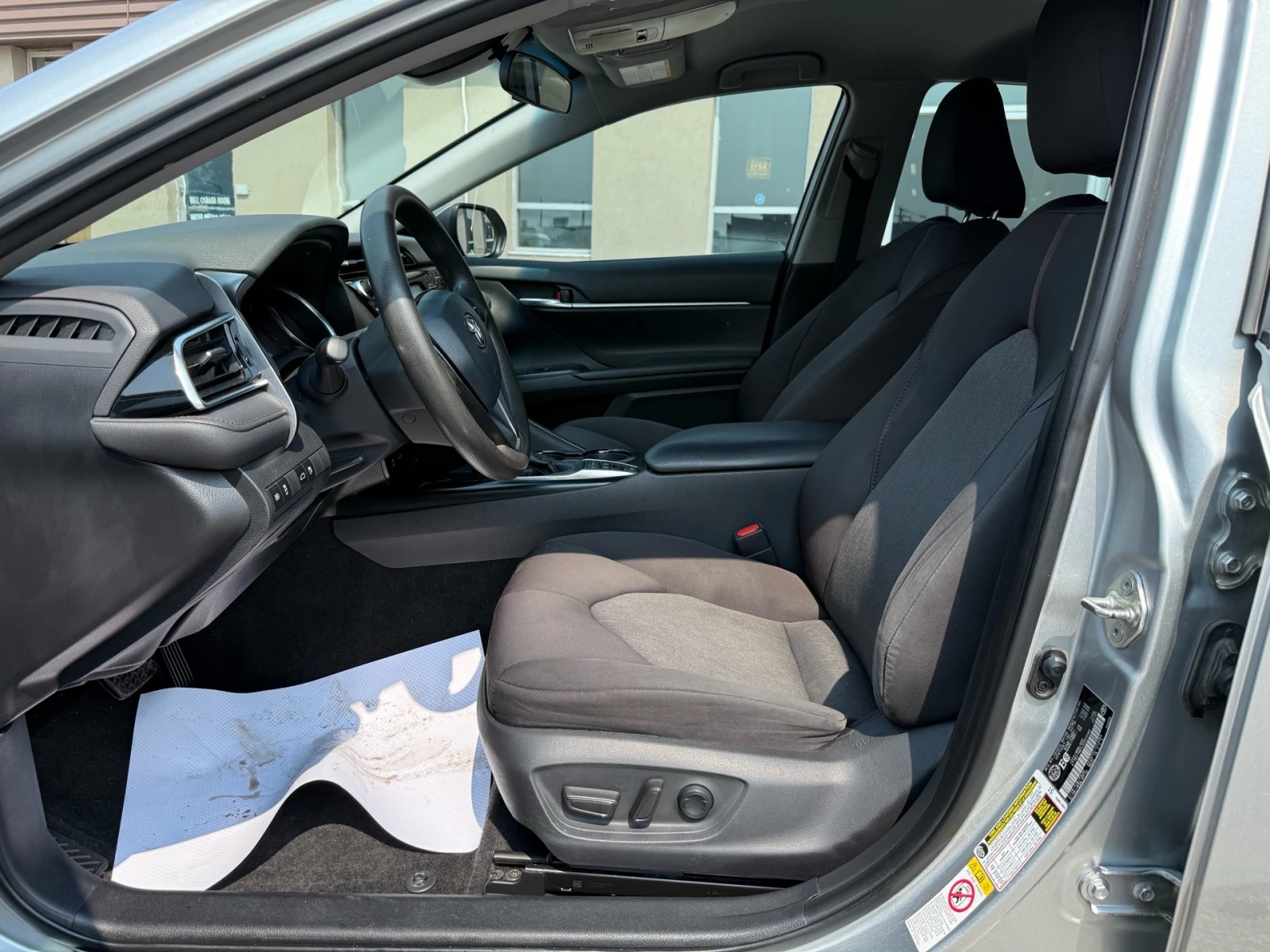 Toyota Camry LE | Hybrid | Adaptive Cruise | Rear Camera | Mobile.bg � ����������� 8