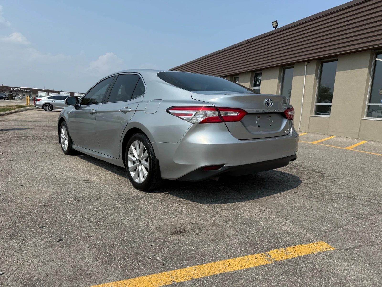 Toyota Camry LE | Hybrid | Adaptive Cruise | Rear Camera | Mobile.bg � ����������� 3