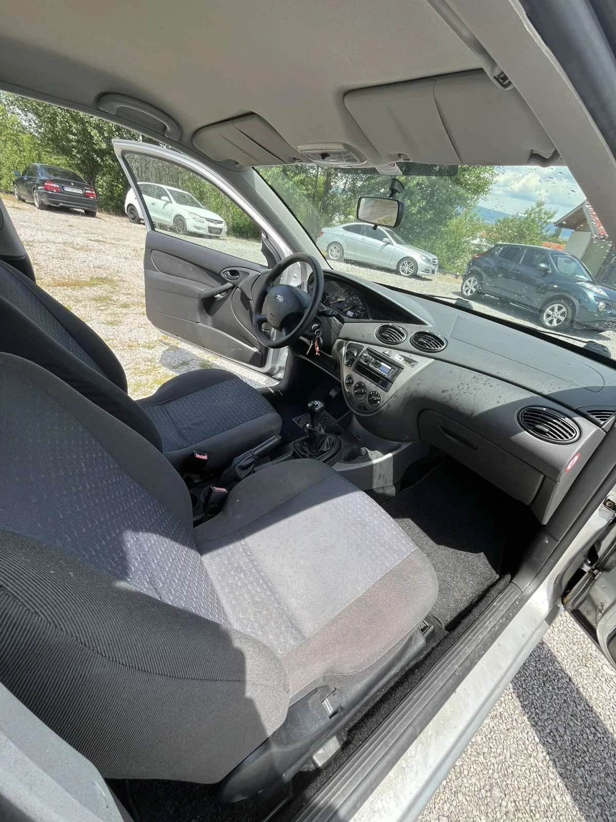 Ford Focus 1.6i, снимка 9 - Автомобили и джипове - 54942480