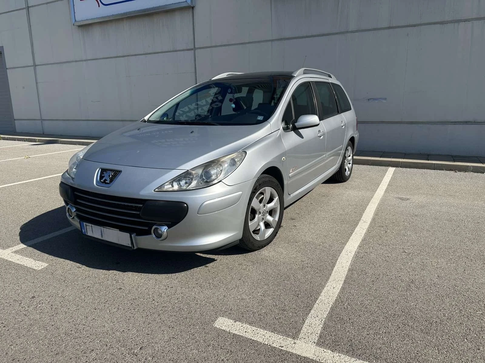 Peugeot 307 2.0 Панорама / 6 скорости, снимка 3 - Автомобили и джипове - 55001459