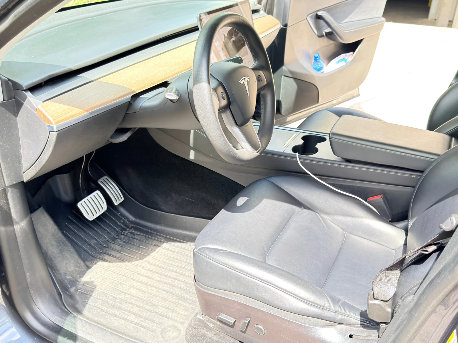 Tesla Model Y Performance , снимка 8 - Автомобили и джипове - 55037908