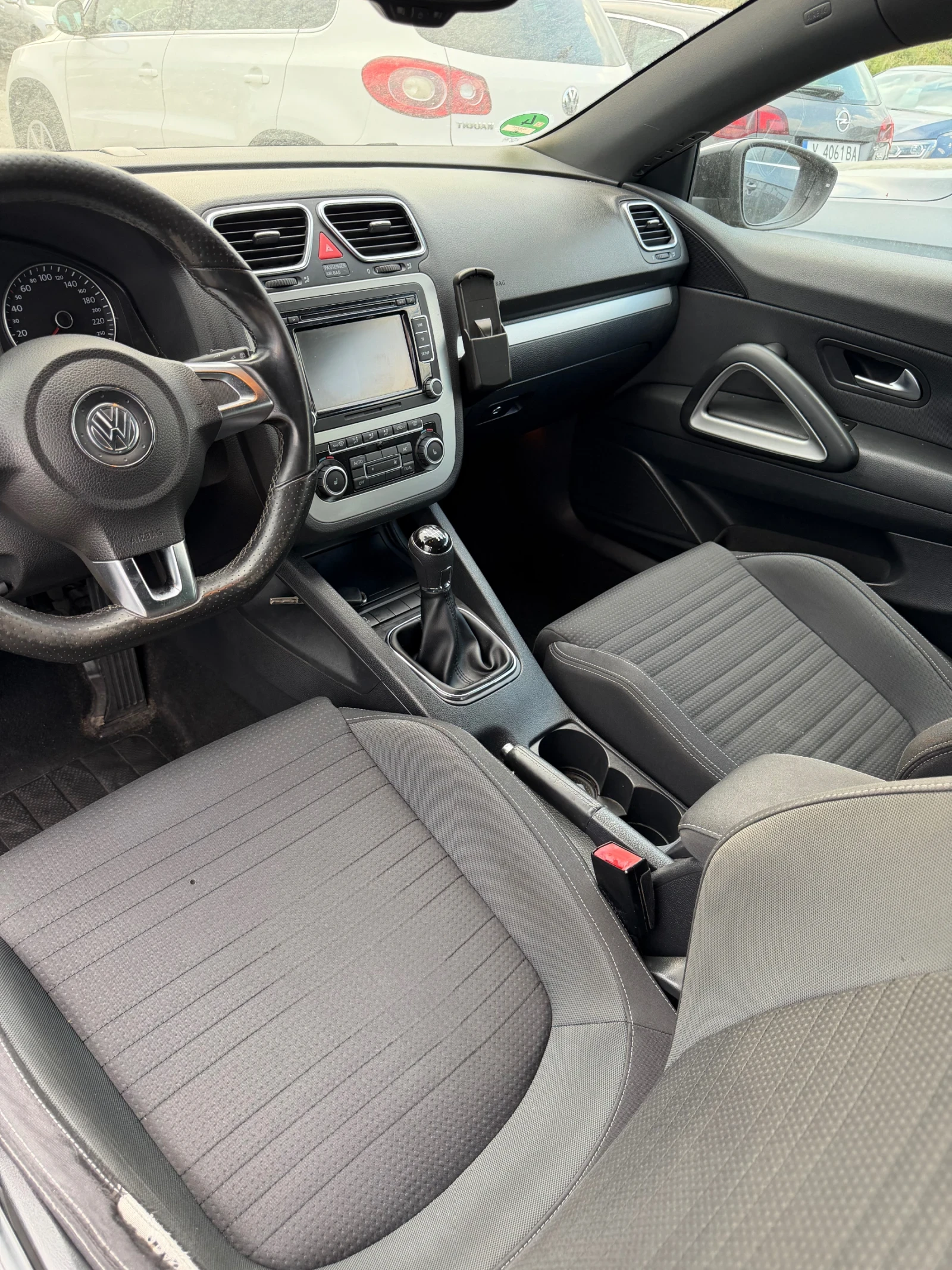 VW Scirocco, снимка 9 - Автомобили и джипове - 55128378