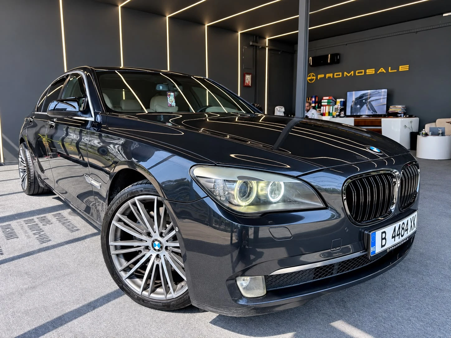 BMW 730 d* xDrive* Full* Обдух* TV* H&U* ЛИЗИНГ 