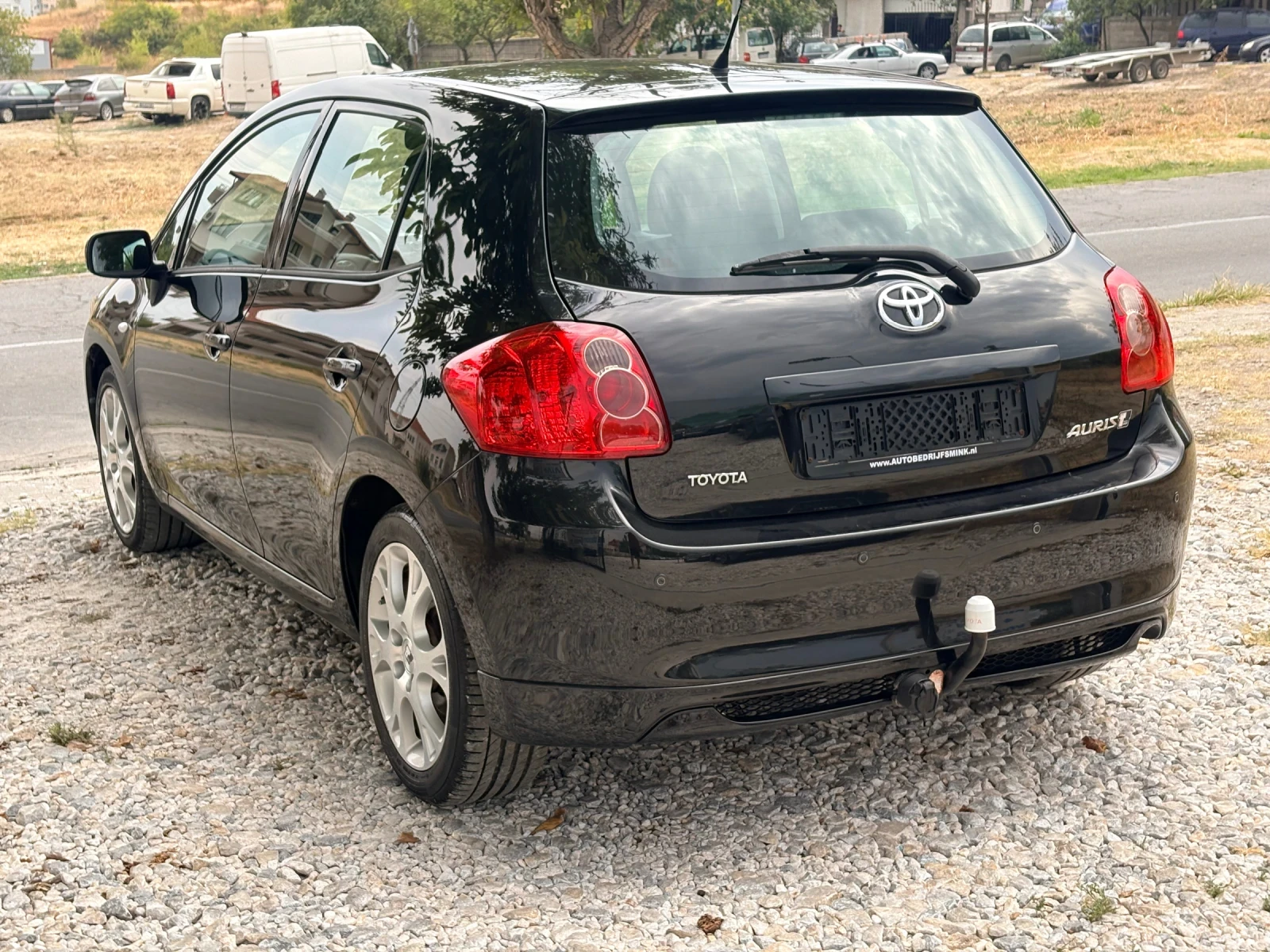 Toyota Auris Avtomatic 1.6 i 124 ps Сервизна История, снимка 9 - Автомобили и джипове - 56041367
