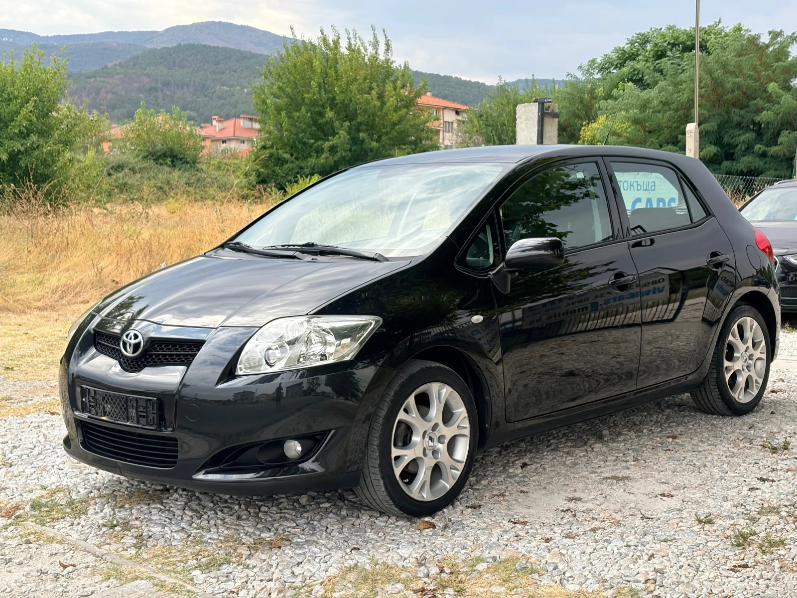 Toyota Auris Avtomatic 1.6 i 124 ps Сервизна История, снимка 6 - Автомобили и джипове - 56041367