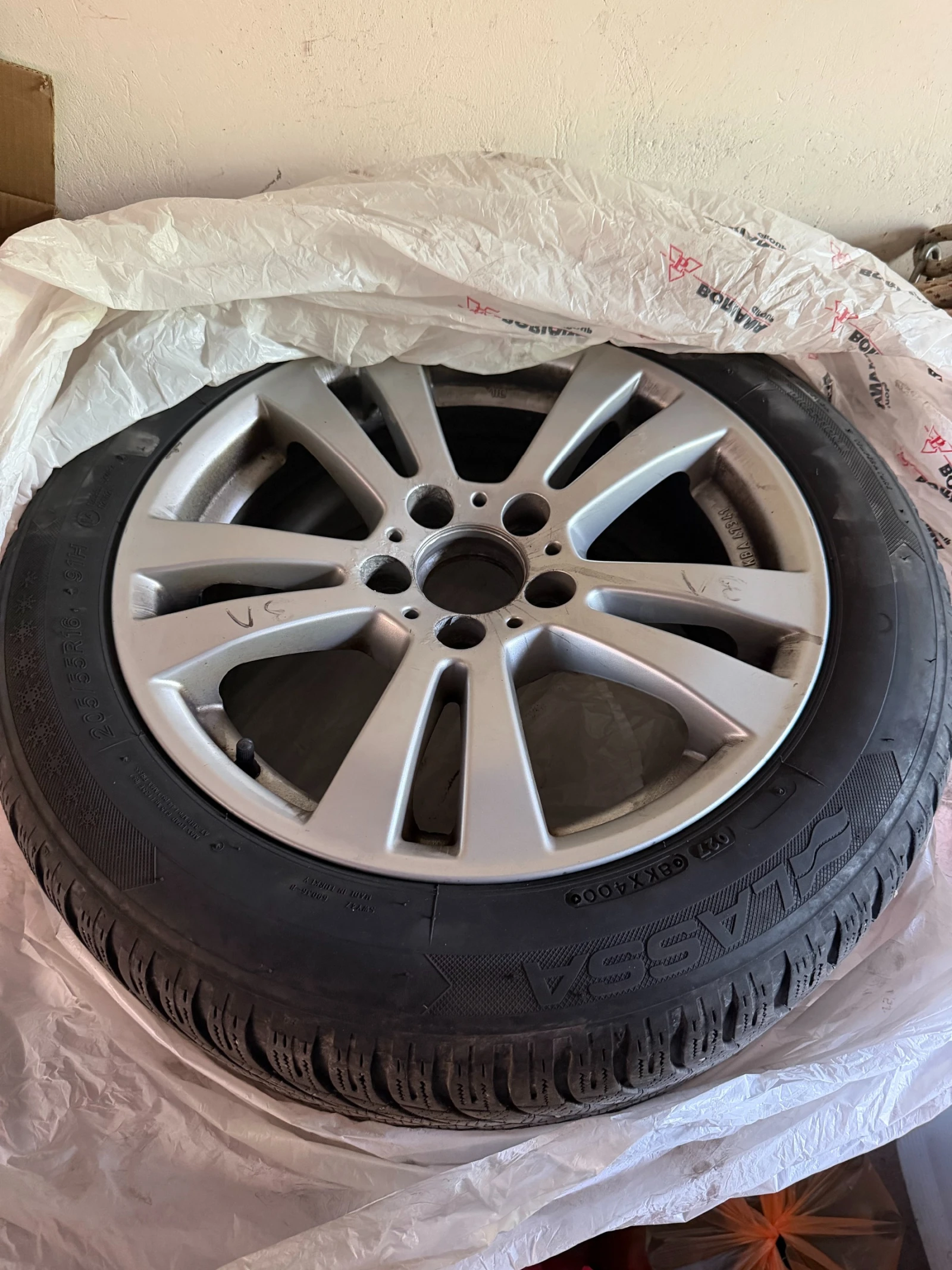 Mercedes-Benz C 220, снимка 16 - Автомобили и джипове - 56085891