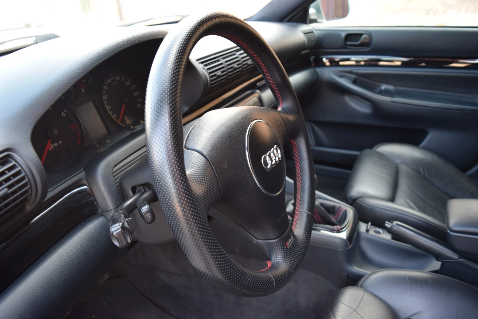 Audi Rs4 Bi-Turbo , снимка 8 - Автомобили и джипове - 56449862