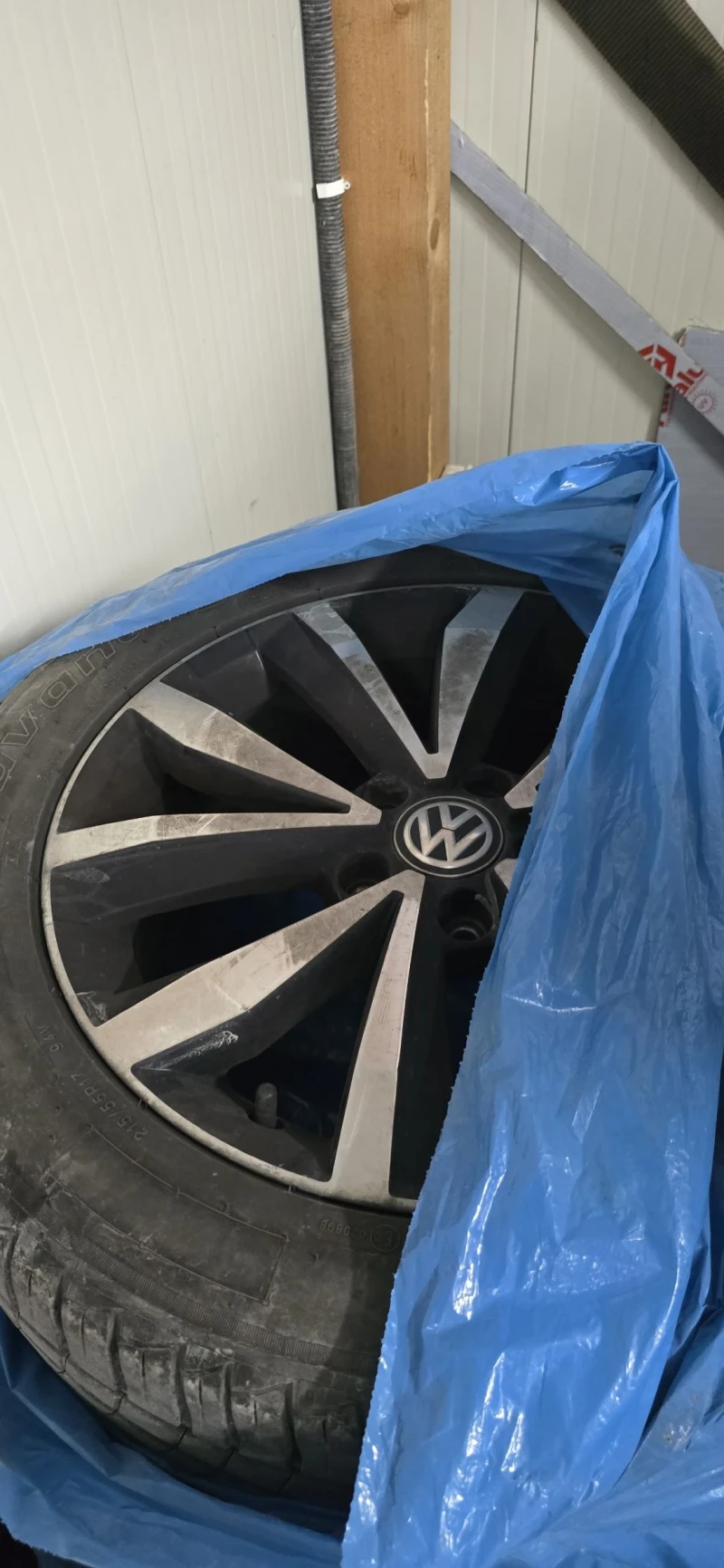 VW T-Roc, снимка 16 - Автомобили и джипове - 52569533