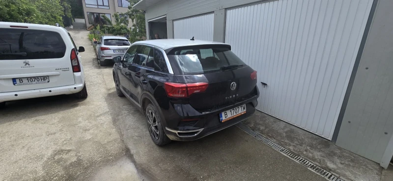 VW T-Roc, снимка 3 - Автомобили и джипове - 52569533