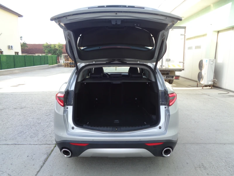 Alfa Romeo Stelvio 2.2JTDM-EXECUTIVE-4X4-210-Q4, снимка 8 - Автомобили и джипове - 50645977