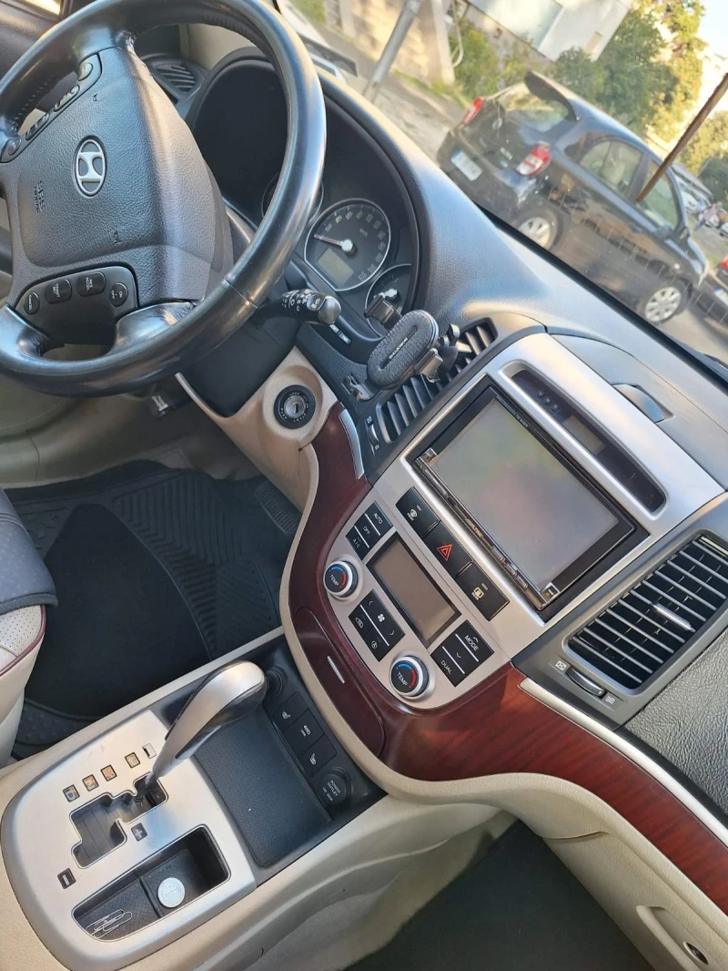 Hyundai Santa fe, снимка 12 - Автомобили и джипове - 53516035