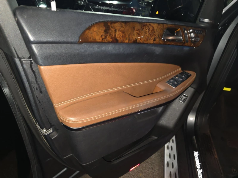 Mercedes-Benz GLS 500 AMG* PACK* 3TV* ОБДУХВАНЕ* МАСАЖ* ДИСТРОНИК* , снимка 9 - Автомобили и джипове - 52430835