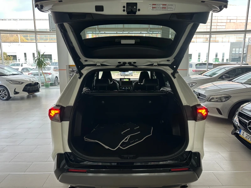 Toyota Rav4 Style* 4x4, снимка 6 - Автомобили и джипове - 52488887