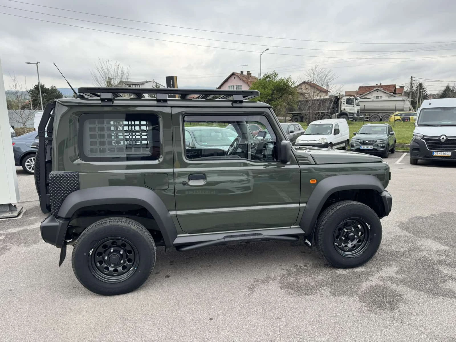 Suzuki Jimny 1.5 - изображение 7