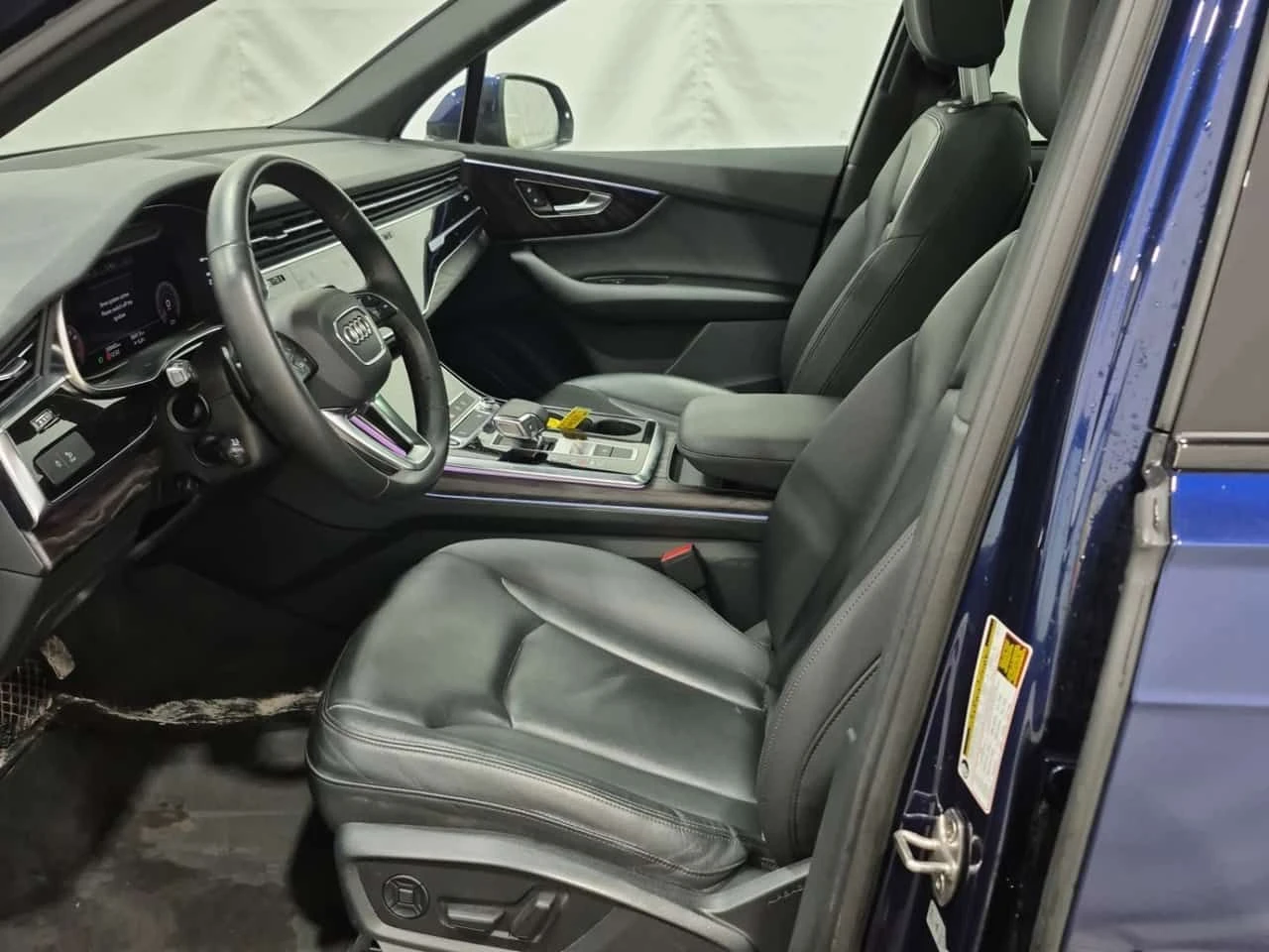 Audi Q7 * KOMFORT * PANO * ПОДГРЕВИ * 2 КЛЮЧА * CARFAX, снимка 5 - Автомобили и джипове - 54129244