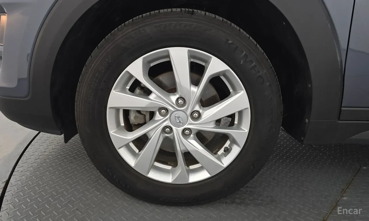 Hyundai Tucson TURBO, снимка 5 - Автомобили и джипове - 54735229