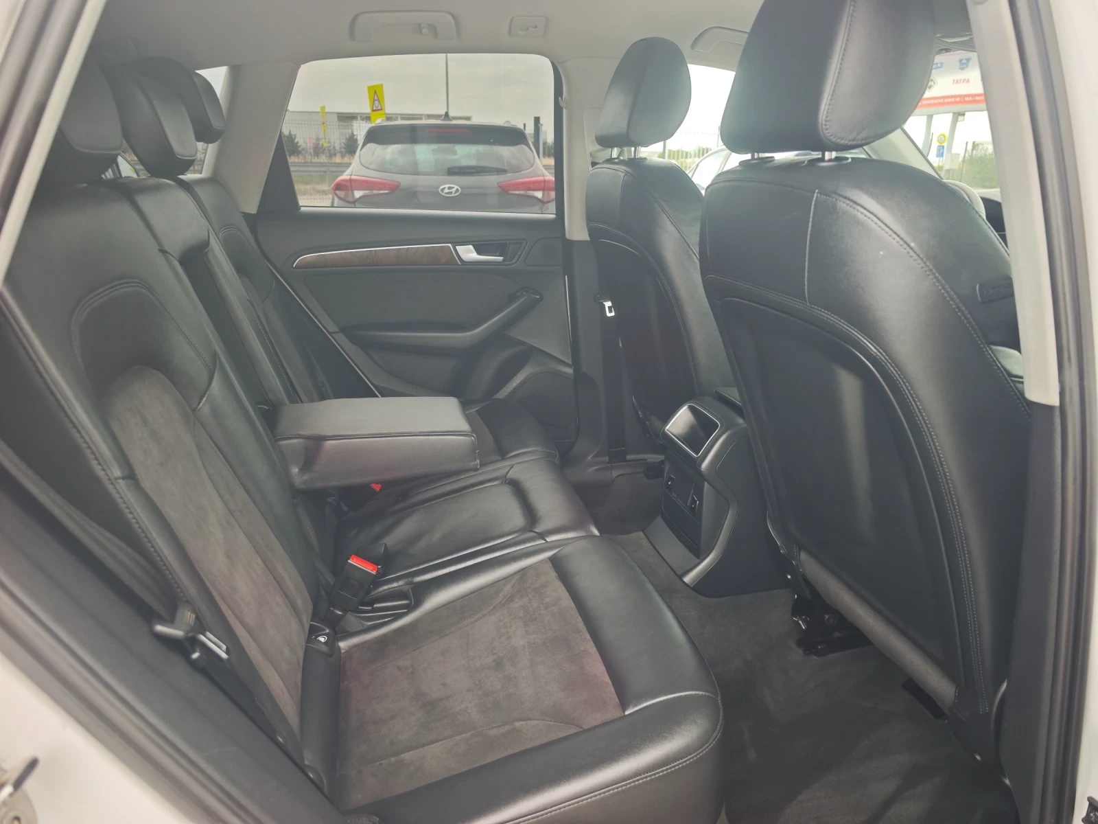 Audi Q5 2.0TDI quattro , снимка 14 - Автомобили и джипове - 55274593