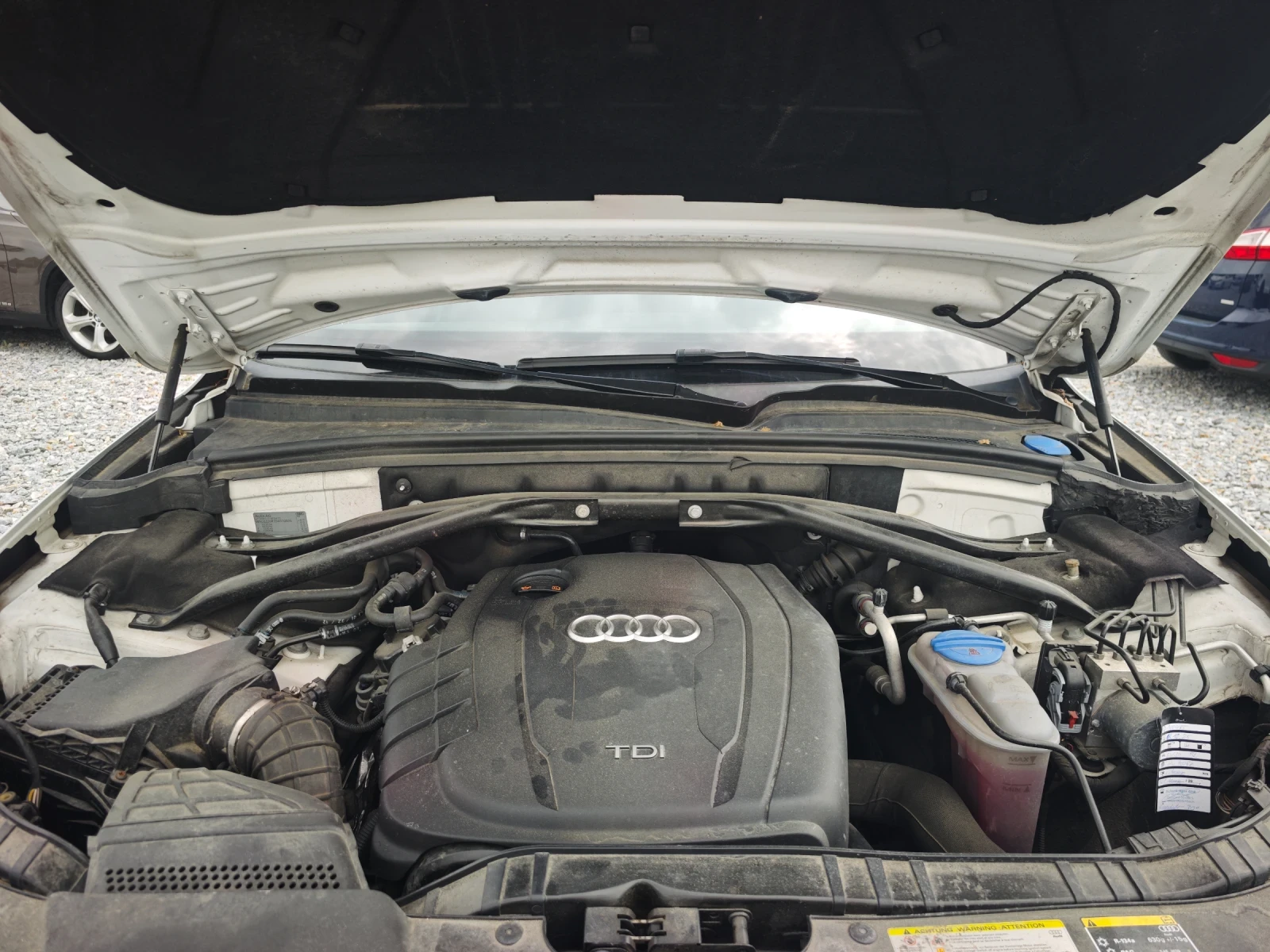Audi Q5 2.0TDI quattro , снимка 16 - Автомобили и джипове - 55274593