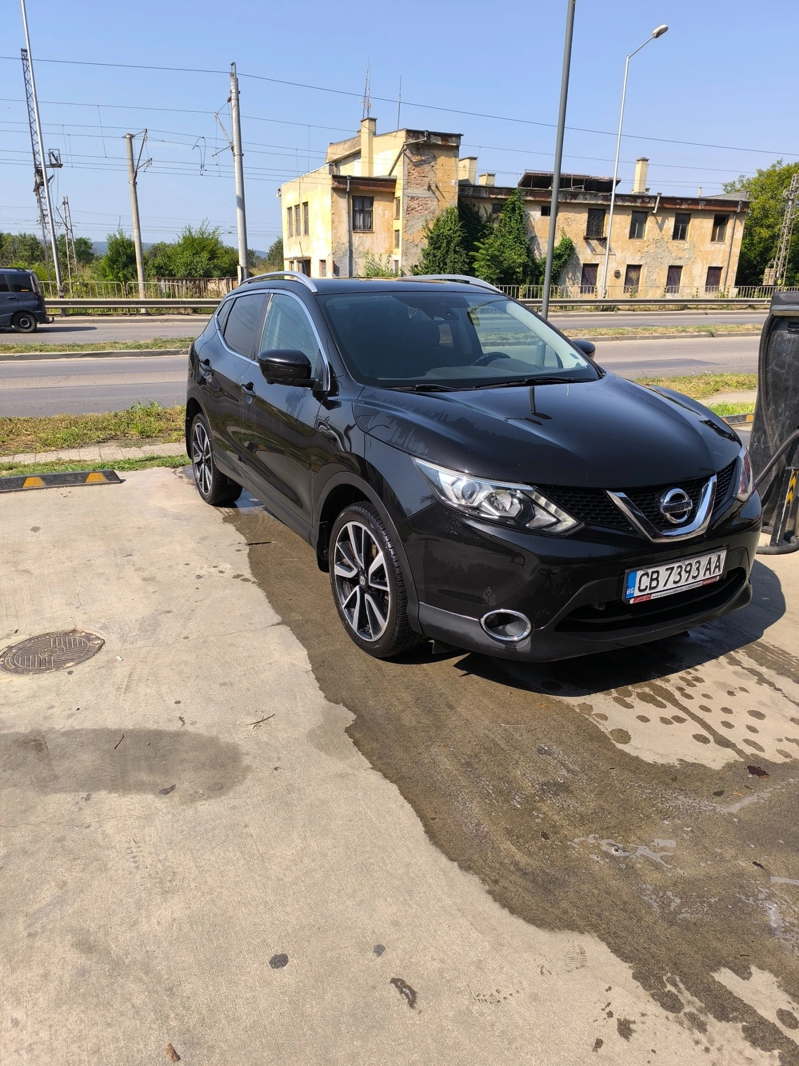 Nissan Qashqai 1.6 dCi, снимка 3 - Автомобили и джипове - 55726825