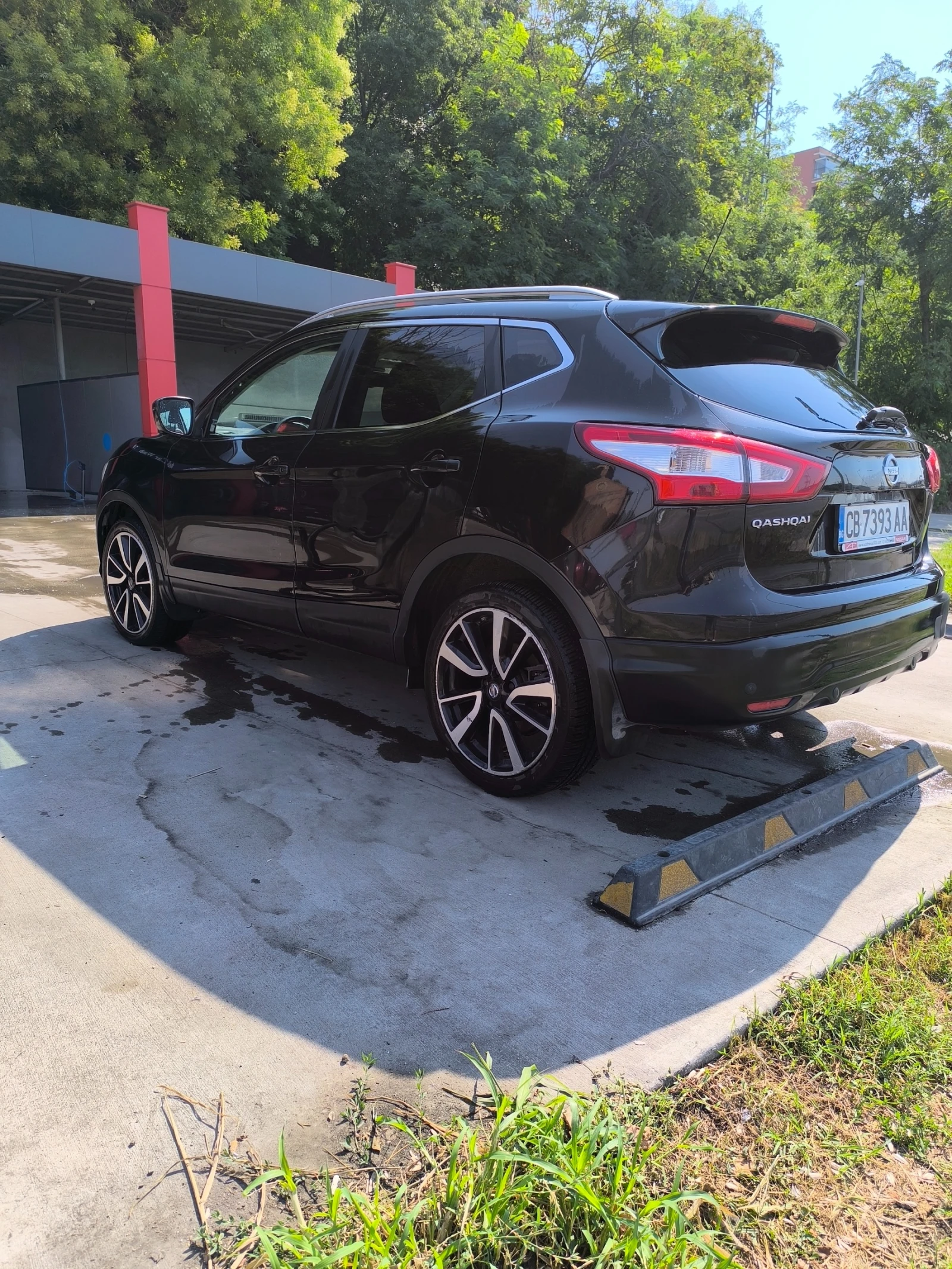 Nissan Qashqai 1.6 dCi, снимка 6 - Автомобили и джипове - 55726825