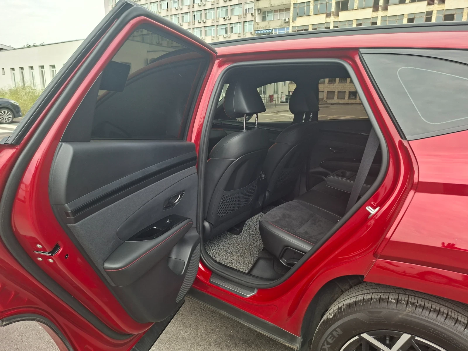 Hyundai Tucson N-LAIN, снимка 15 - Автомобили и джипове - 56033663