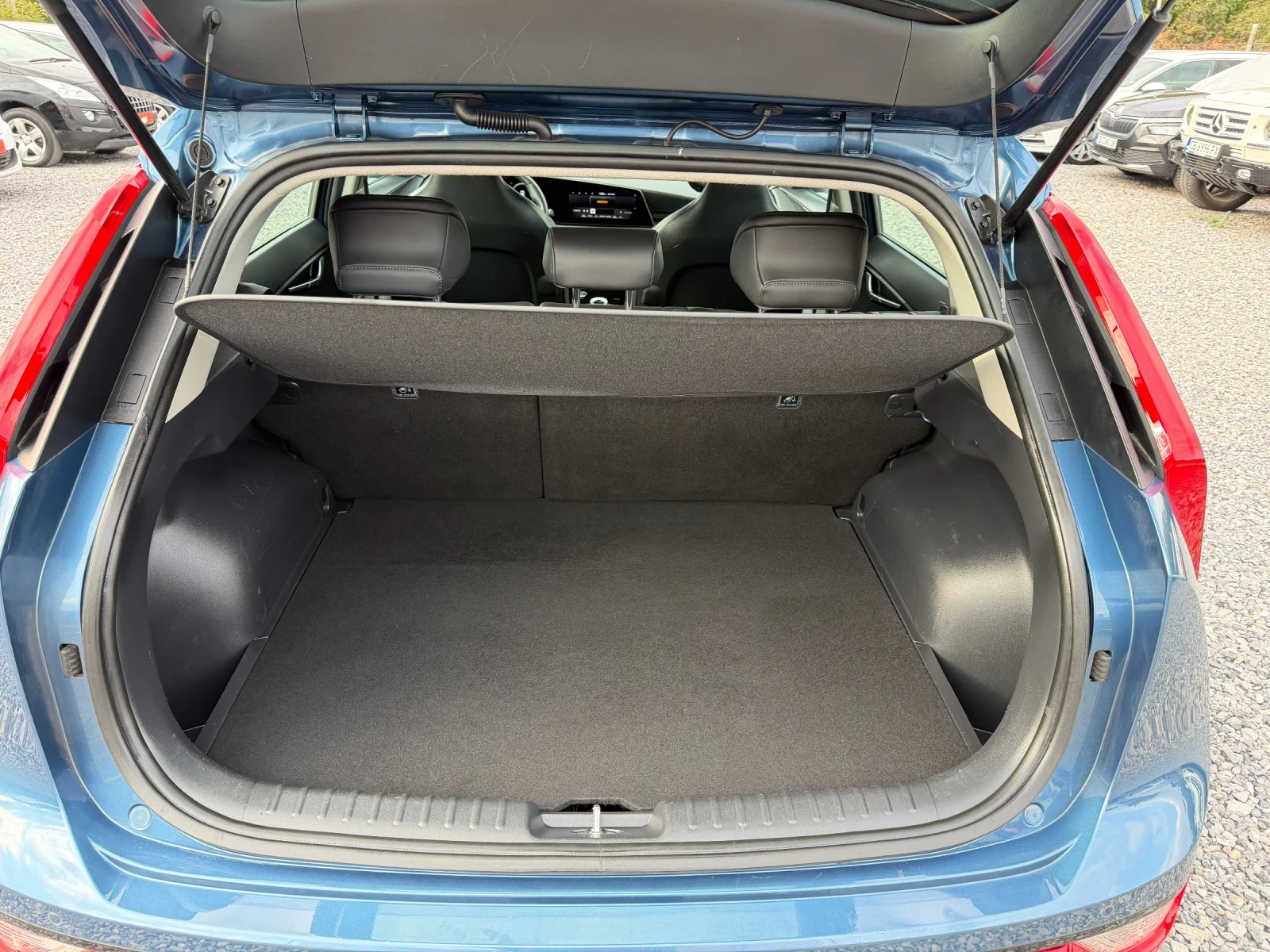 Kia Niro 64.8kWh, DynamicLine, SOH 99.5%, ������, 130000�� | Mobile.bg � ����������� 14