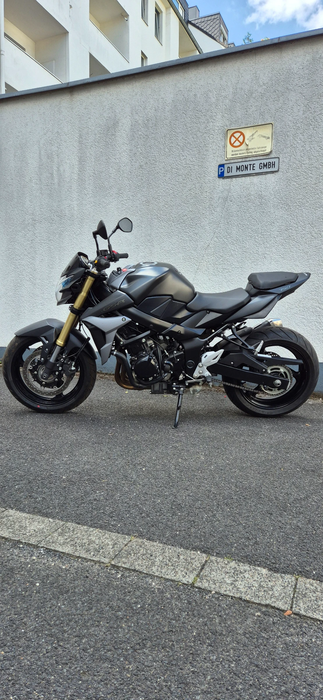 Suzuki Gsr GSR-A 750 | Auto.bg — изображение 1