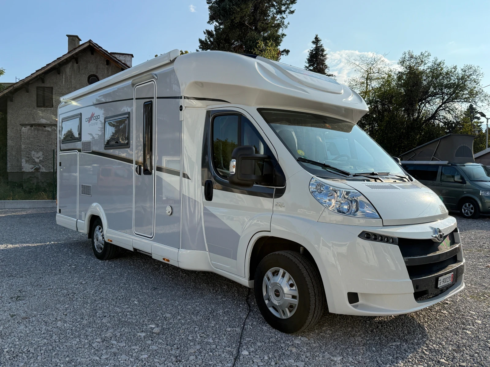 Кемпер Carthago С- Tourer T143 Двоен под - изображение 5