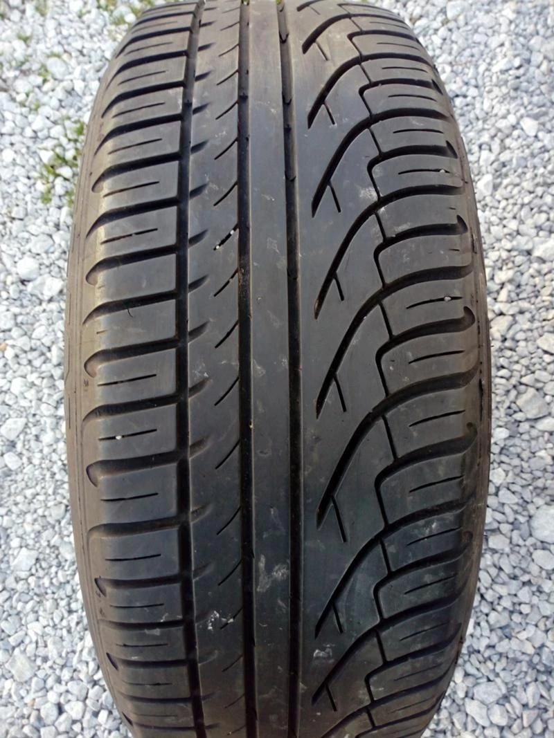 Гуми Летни 205/60R15, снимка 1 - Гуми и джанти - 28126398