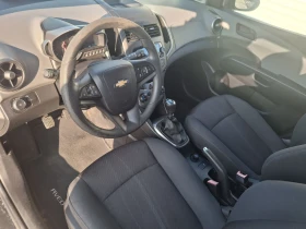 Chevrolet Aveo 1.4 климатик , снимка 11