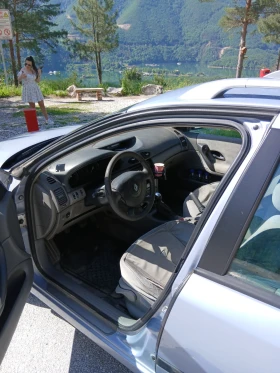 Renault Laguna, снимка 4