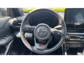 Toyota Yaris Cross 1.5H GR Sport, снимка 12