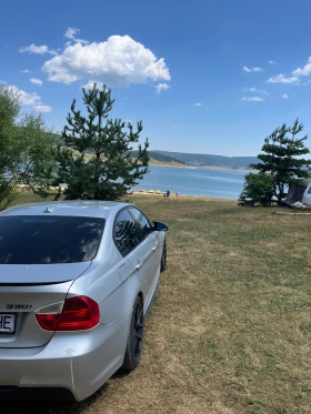 BMW 330 i | Mobile.bg    4