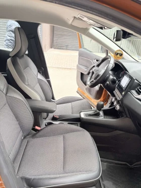 Renault Captur 1.3 Intens TCe 140 | 39 700 км | В гаранция - 14900 € / 29141.87 лв. - 99873683 10