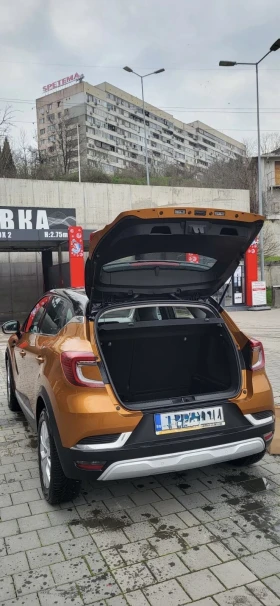 Renault Captur 1.3 Intens TCe 140 | 39 700 км | В гаранция - 14900 € / 29141.87 лв. - 99873683 17