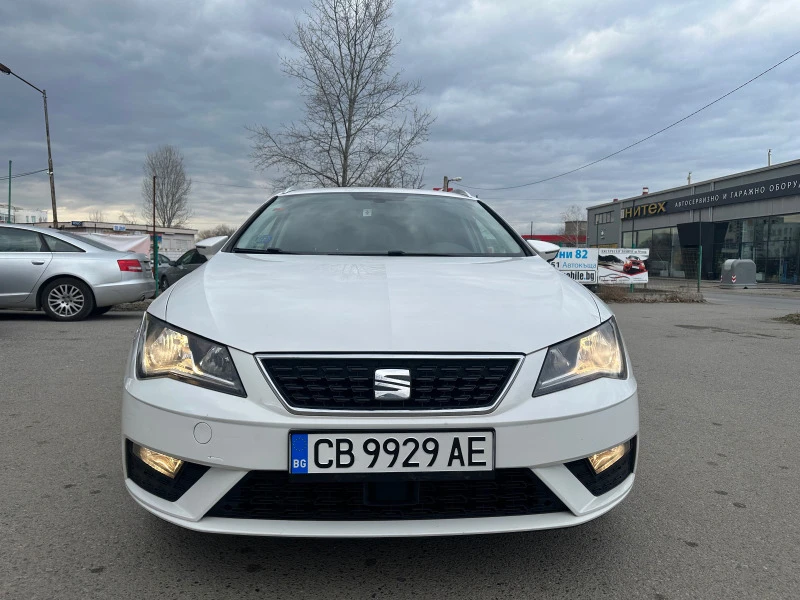 Seat Leon Бензин/ Метан заводски , снимка 1 - Автомобили и джипове - 47183579