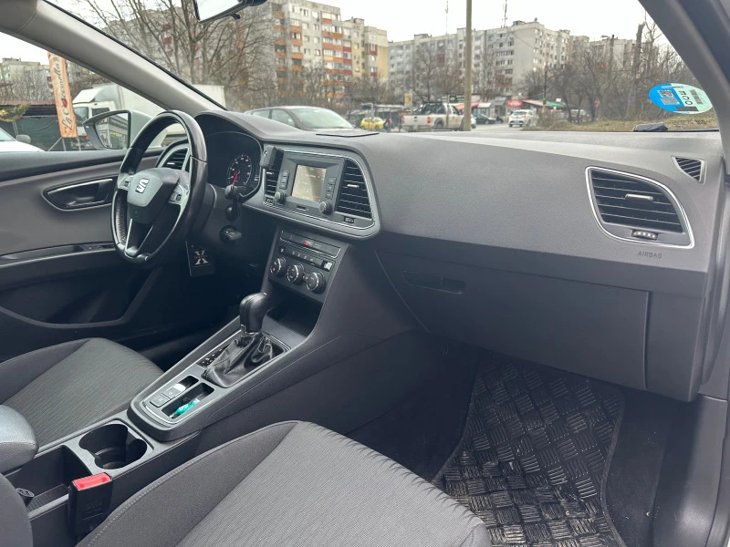 Seat Leon Бензин/ Метан заводски , снимка 10 - Автомобили и джипове - 47183579