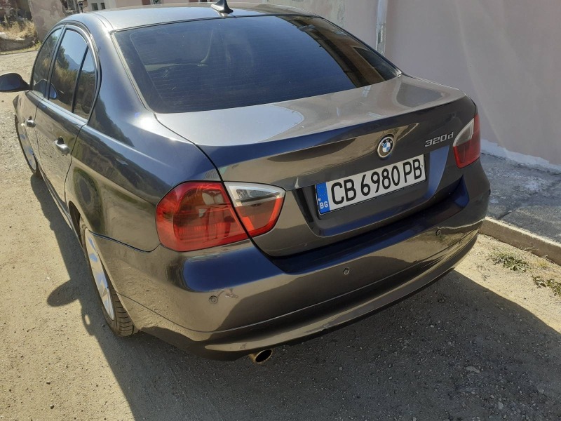BMW 320, снимка 3 - Автомобили и джипове - 46244841