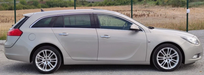 Opel Insignia 2.0CDTI* 131к.с* NAVI* , снимка 2 - Автомобили и джипове - 47514600