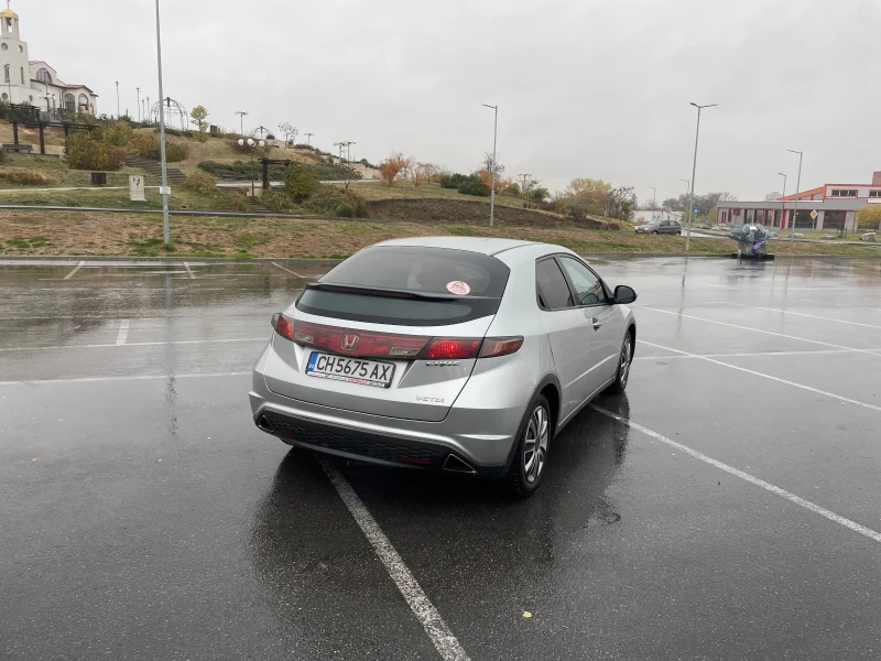 Honda Civic 2.2 ctdi, снимка 10 - Автомобили и джипове - 48000727